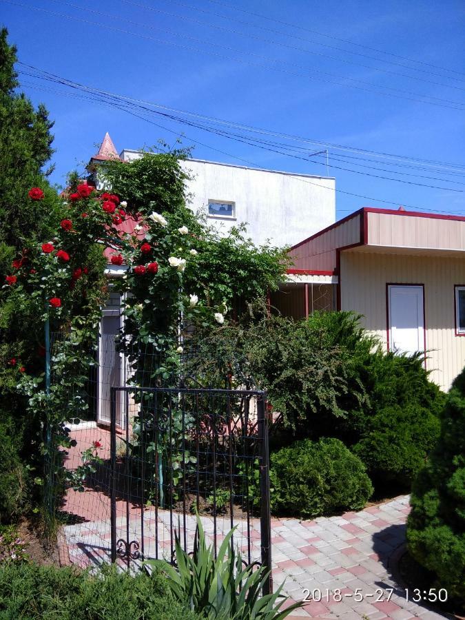 אודסה Mini Hotel Уютный Дворик מראה חיצוני תמונה